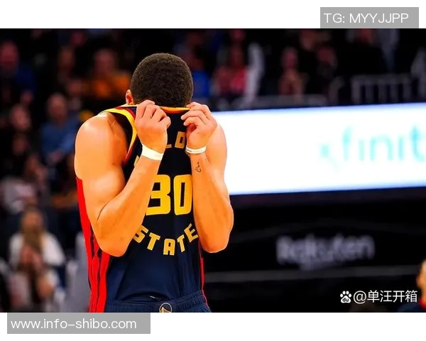 库里直言失利原因：关键时刻篮板争夺失利20次失误让人无法接受